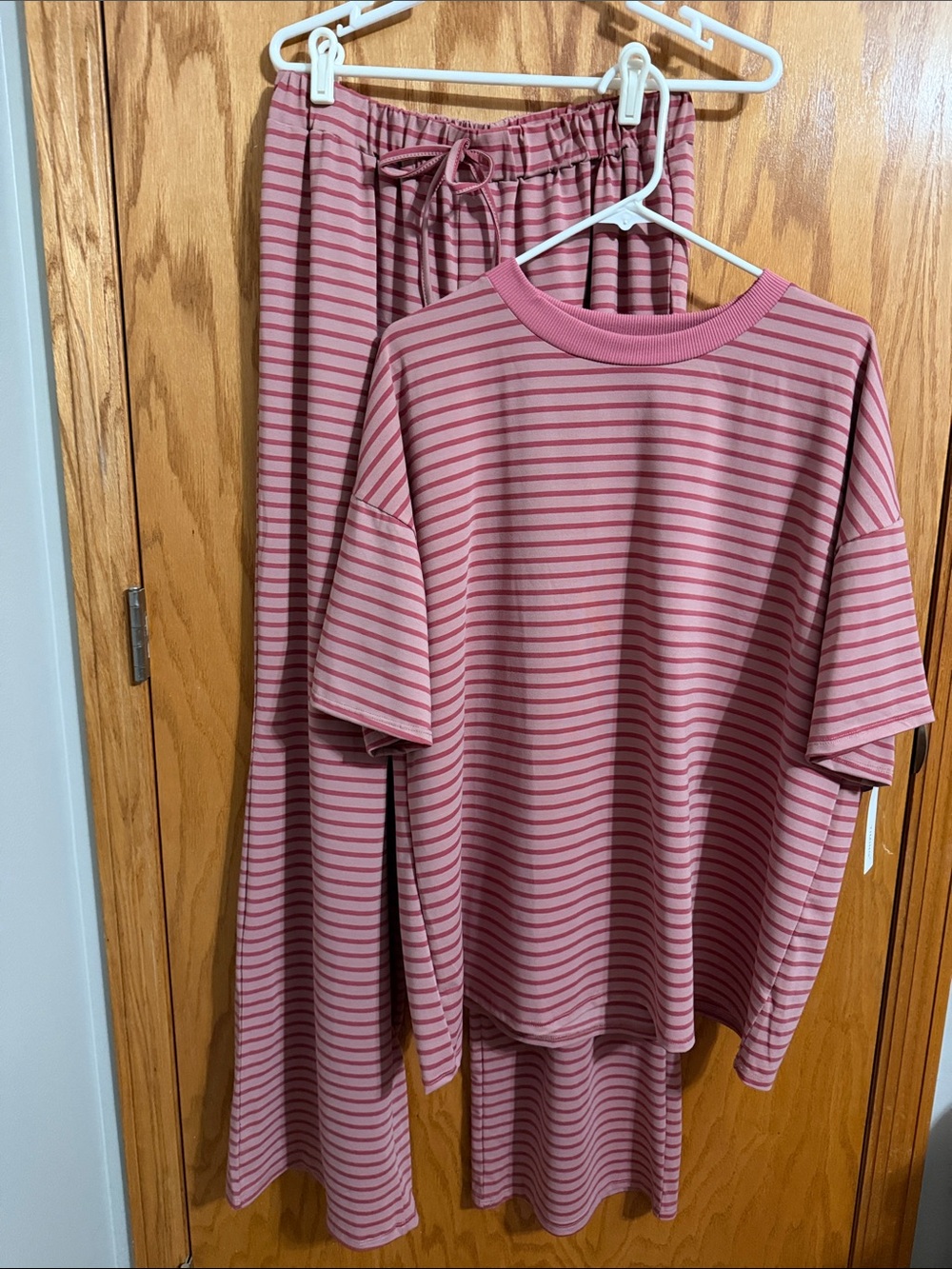 Timing Pink Striped Two-Piece Lounge Set